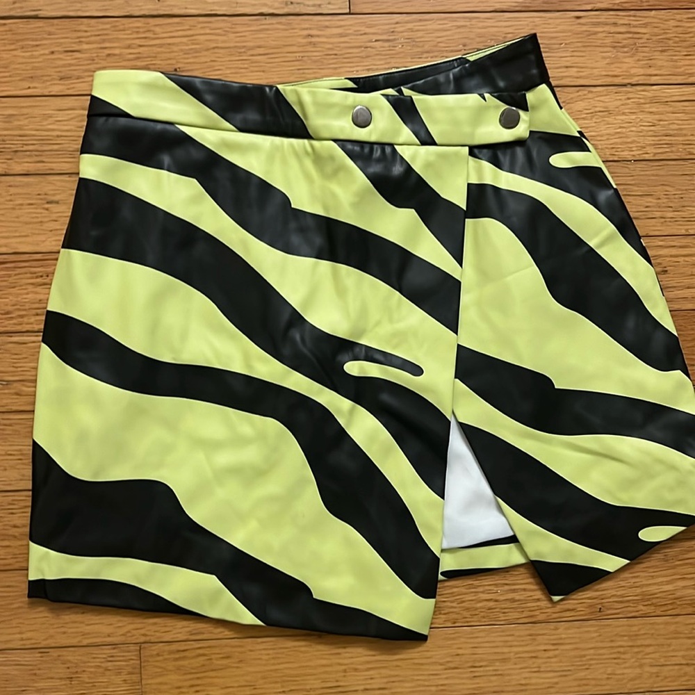 Green Skirt (S)